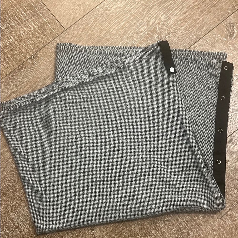 Lululemon Vinyasa Scarf